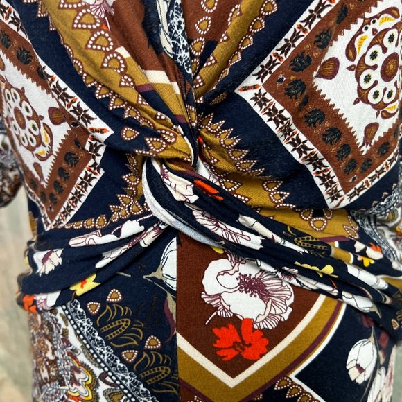 ๐Bodyflirt Retro Design Midi Soft Flowing Fabric Short Sleeves Viscose Dress - Picture 5 of 15